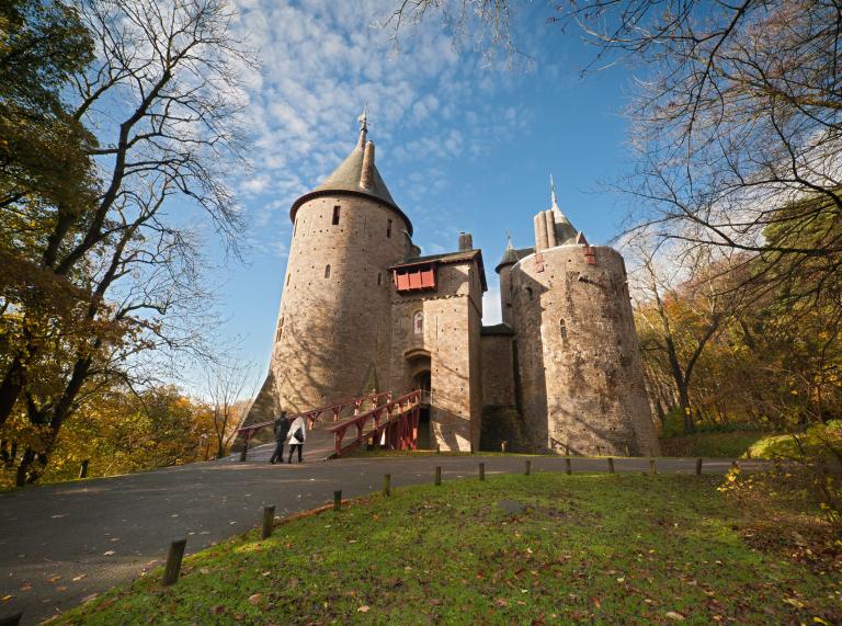 Full view of the front of Castell Coch.