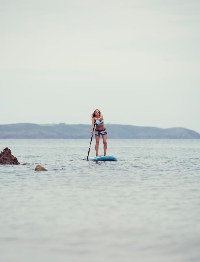 Kirsty Jones stand up paddleboarding