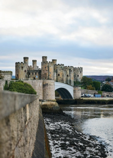 Castell Conwy and estuary.