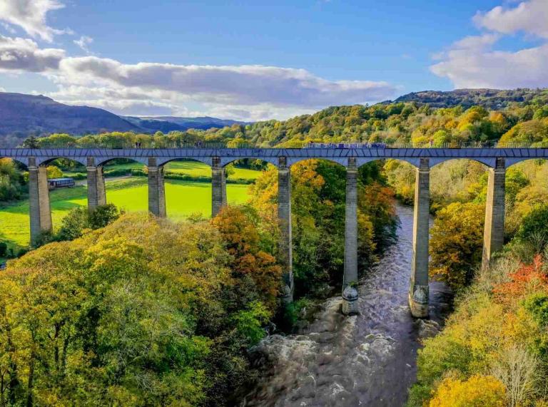 A stunning scenic shot of Pontcysyllte Aqueduct with the river flowing beneath.