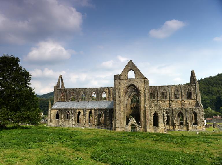 External image of Tintern Abbey ruins.