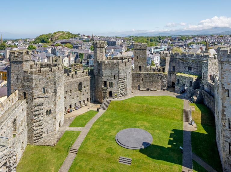 External image of Caernarfon Castle - with grounds