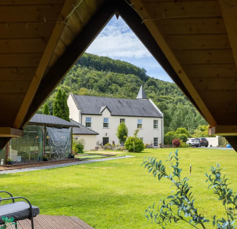 luxury b&b and garden viewed from summer house.
