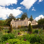 Aberglasney Haus und Gärten in der Nähe von Llandeilo, Carmarthenshire.